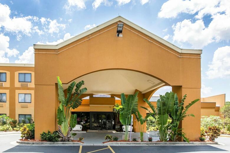 Hotel Quality Suites