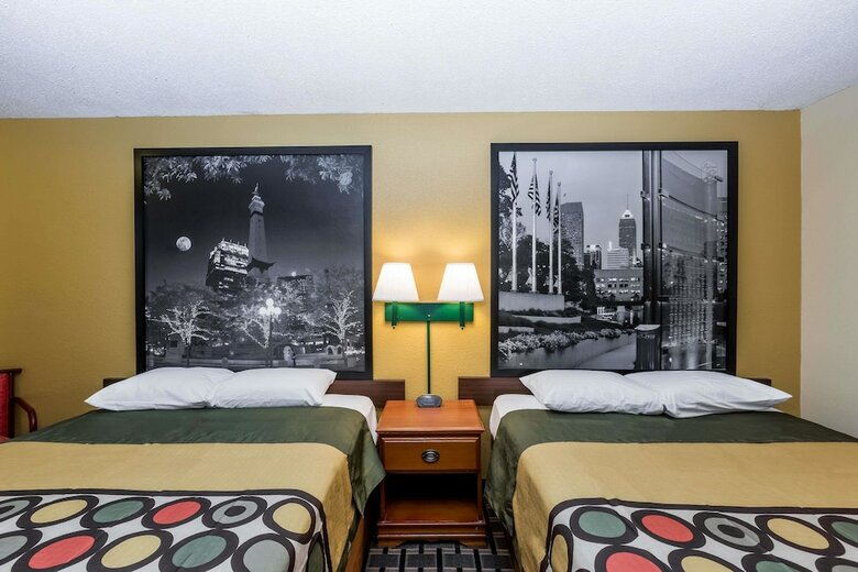 Motel Super 8 By Wyndham Indianapolis
