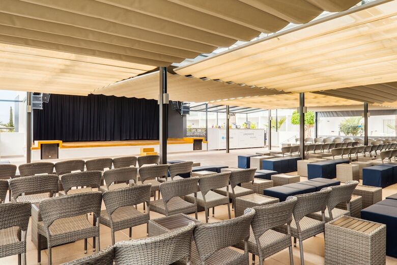 Hotel Aequora Lanzarote Suites