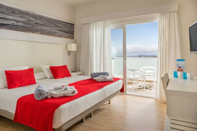 Hotel Aequora Lanzarote Suites