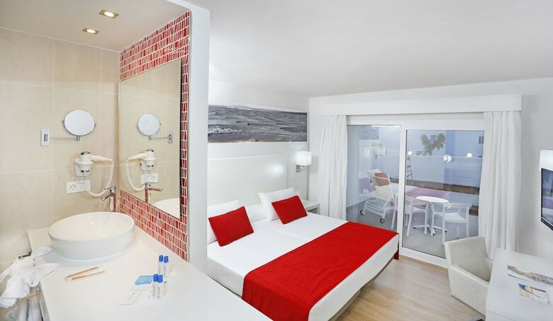 Hotel Aequora Lanzarote Suites