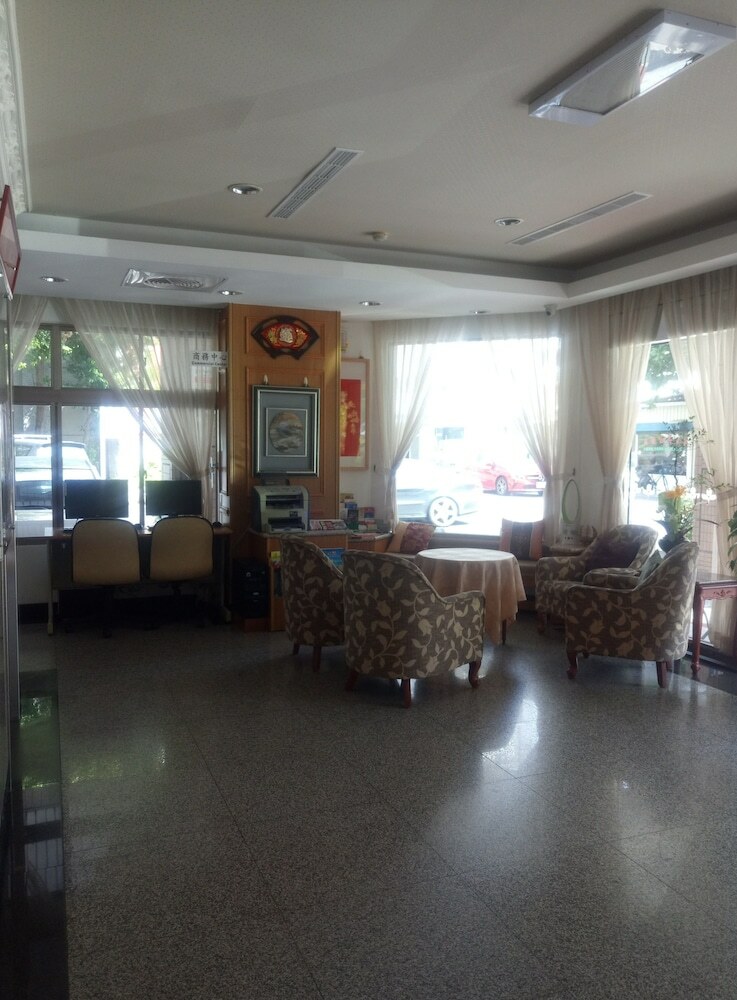 Hua Tong Hotel