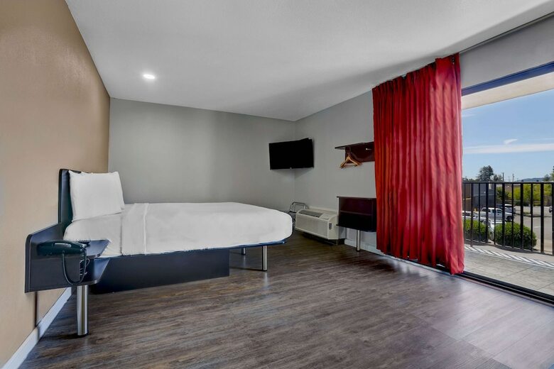 Hotel Motel 6 Ukiah, Ca - North