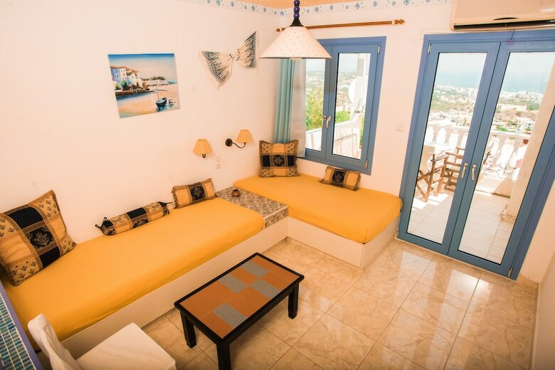 Aparthotel Korifi Suites Collection (Adults Only)