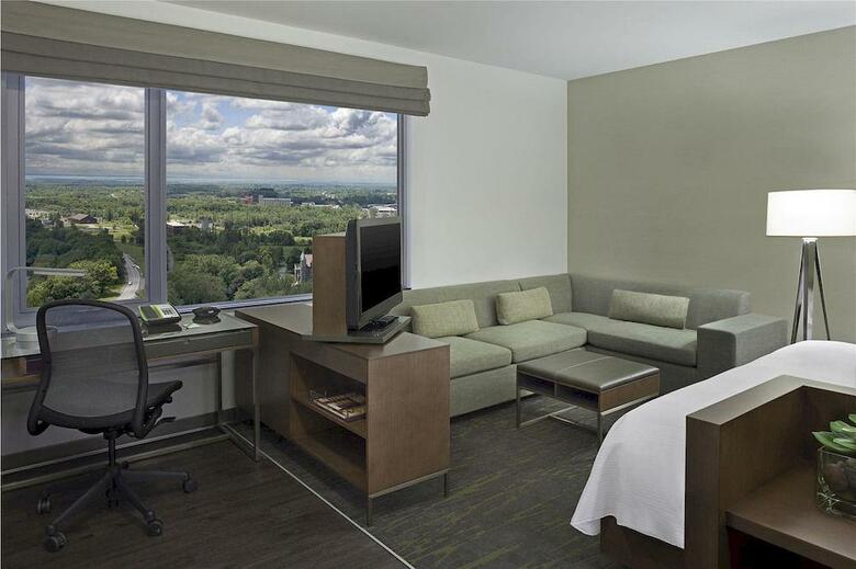 Hotel Element Miami Doral