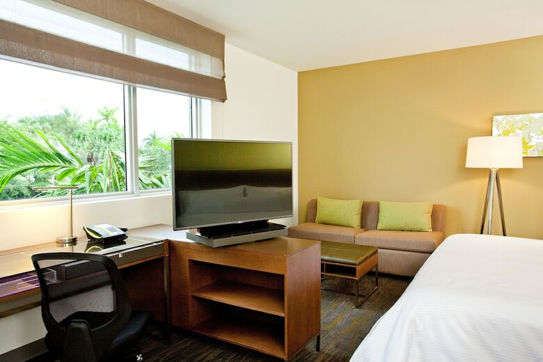 Hotel Element Miami Doral