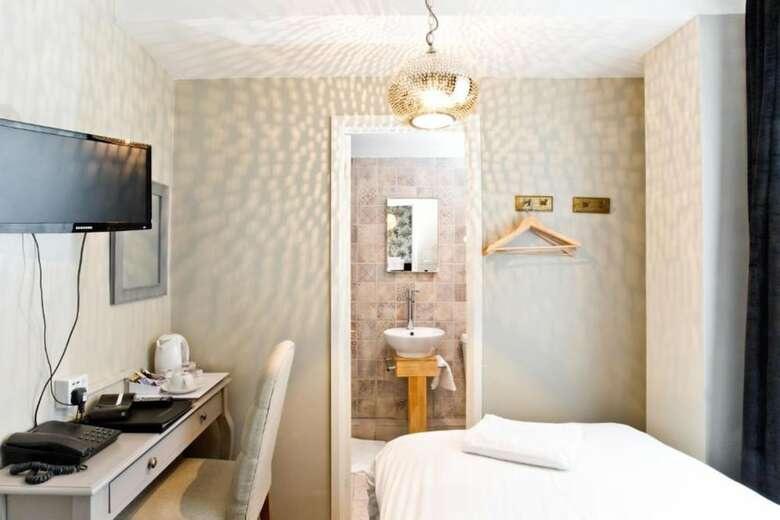 Fenners Hotel