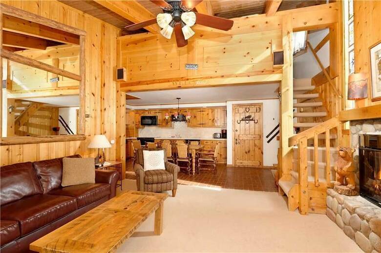 The Timberline Condominiums