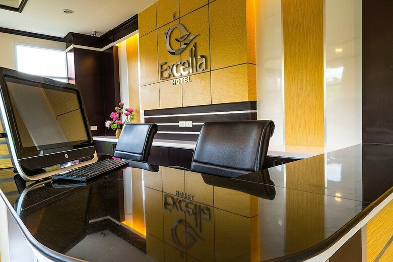 Excella Hotel