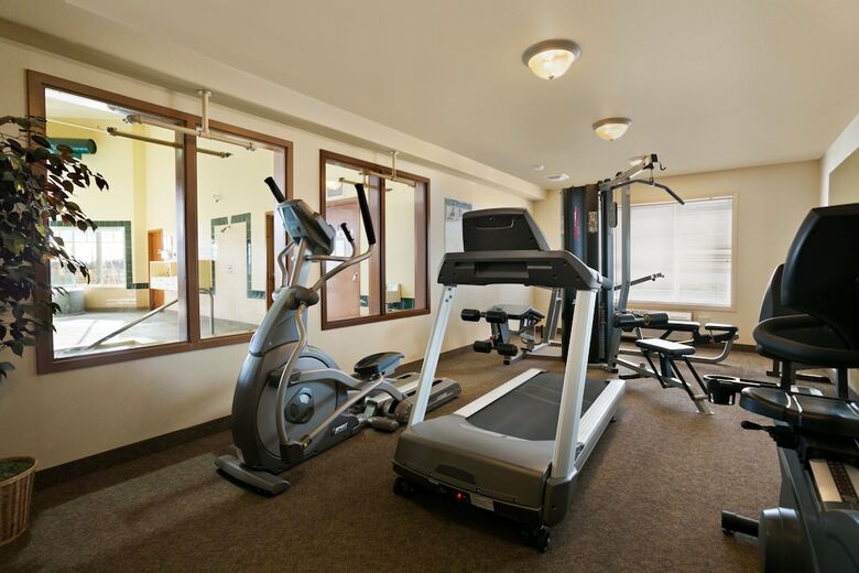 Hotel Super 8 By Wyndham Fort Nelson Bc