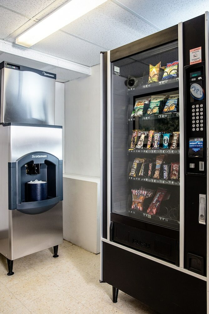 Campus Tower Suite Hotel