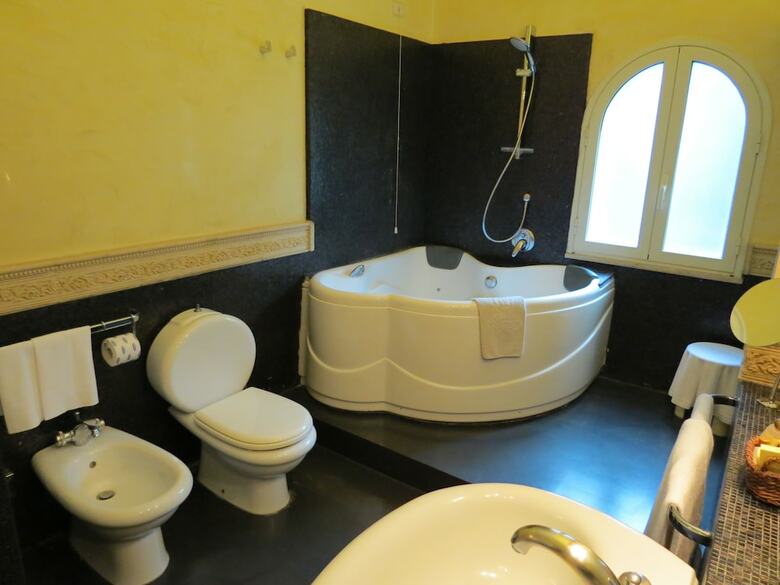 Hellenia Yachting Hotel