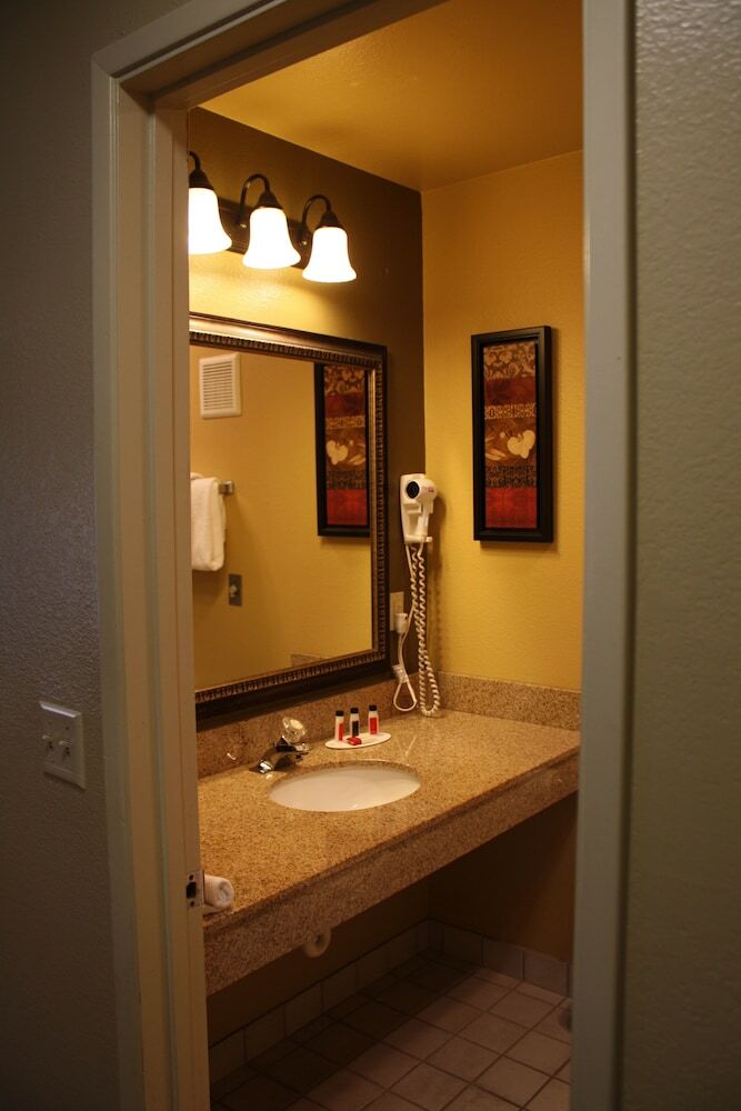 Hotel Baymont By Wyndham Yakima