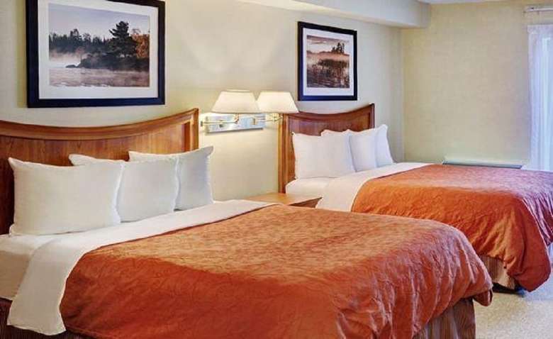 Hotel Thompson's Best Value Inn & Suites