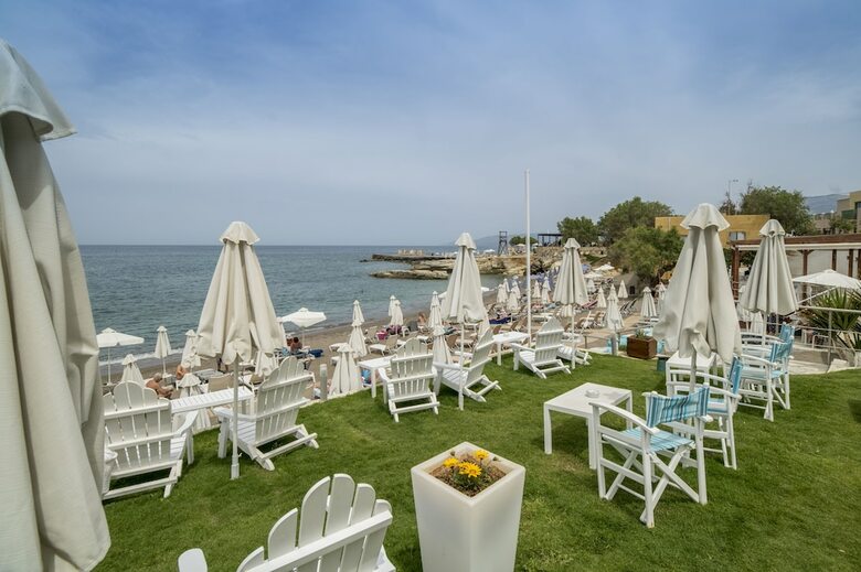 Golden Beach Hotel