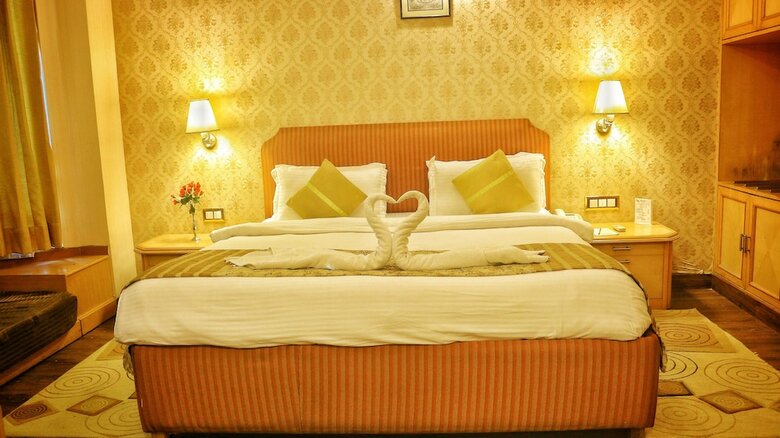 Dee Marks Hotel & Resorts