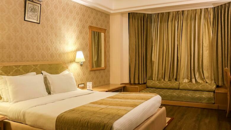 Dee Marks Hotel & Resorts