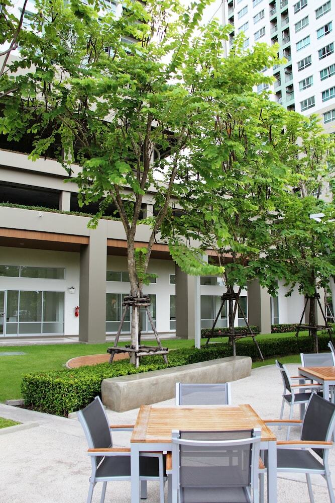 Apartamentos Lumpini Ville Naklua Good Luck