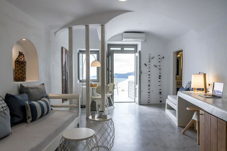 Hotel Filotera Suites