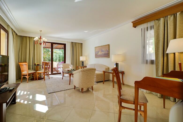 Aegean Melathron Thalasso Spa Hotel