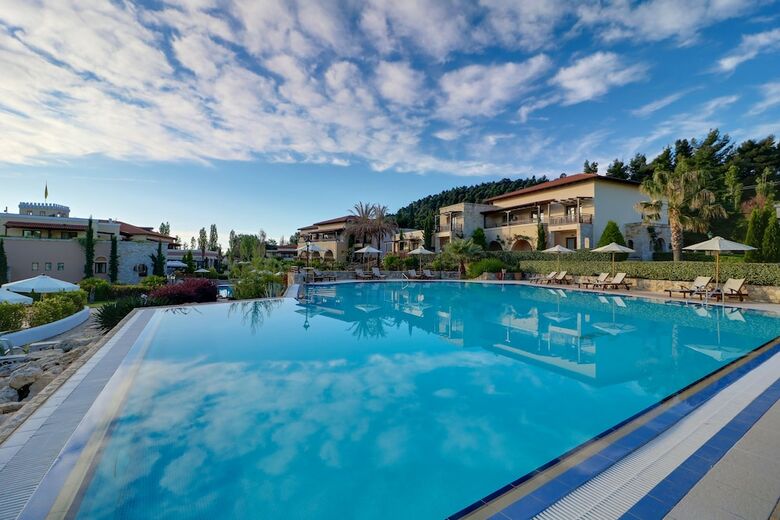 Aegean Melathron Thalasso Spa Hotel