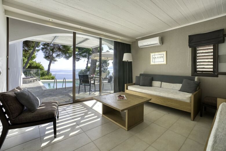 Corfu Holiday Palace Hotel