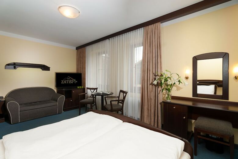 Hotel Z�ti?�