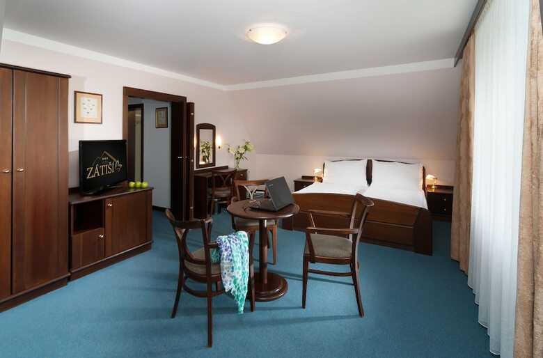 Hotel Z�ti?�