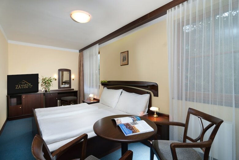 Hotel Z�ti?�