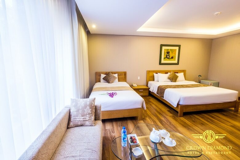 Crown Diamond Hotel