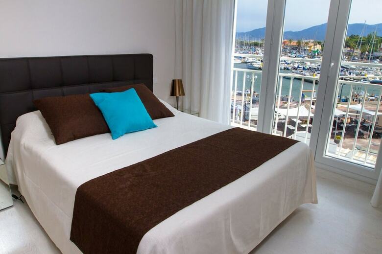 Bleu Mer Duplex Et Suites