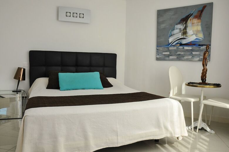 Bleu Mer Duplex Et Suites