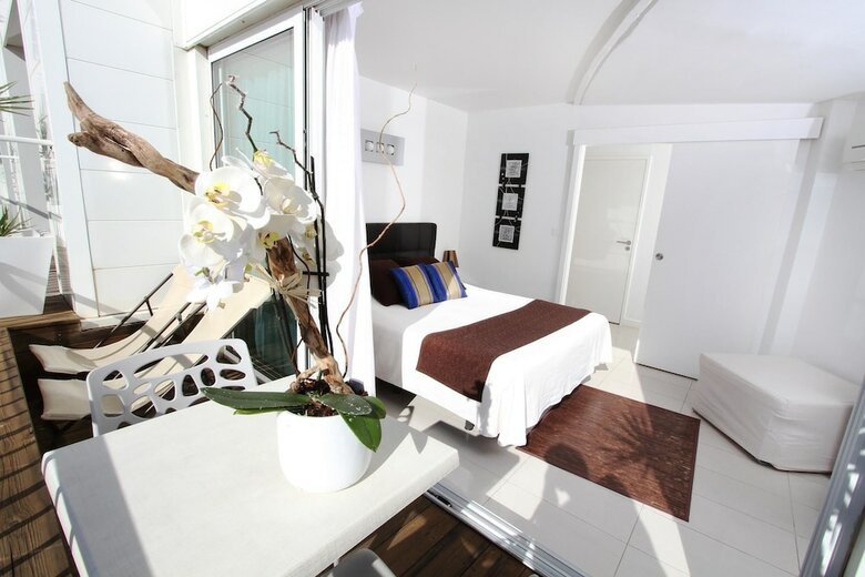 Bleu Mer Duplex Et Suites