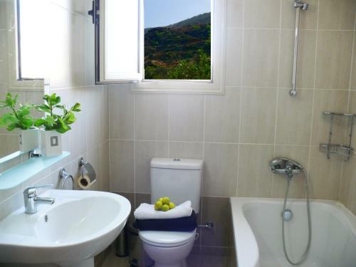 Pomos Panoramic Villa