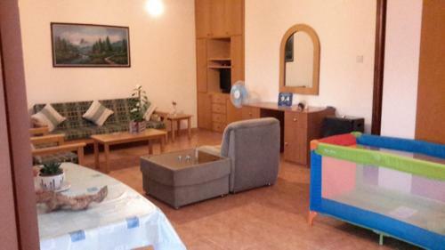 Georgias Apartments
