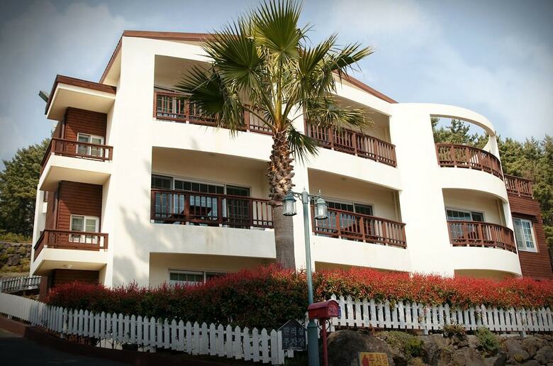 Hotel Fourseason Pension