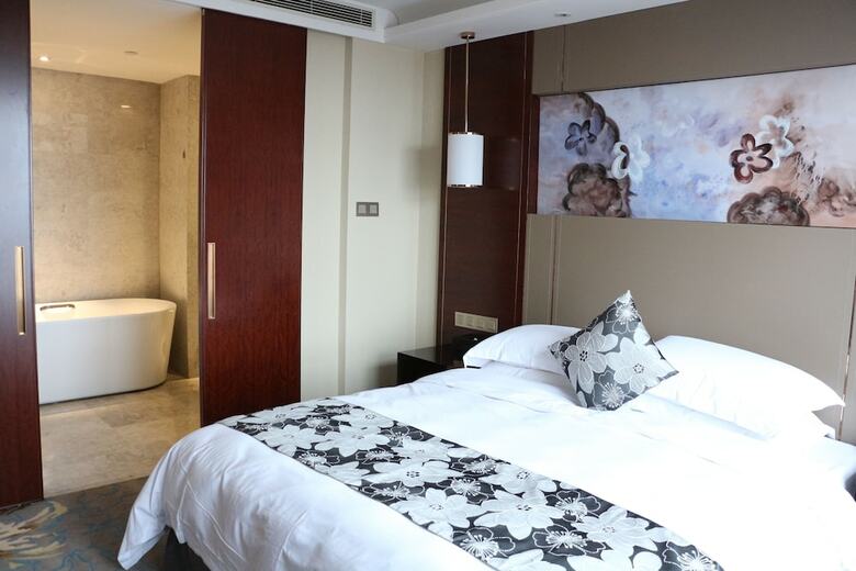 Hotel Ramada Yiyang Taojiang