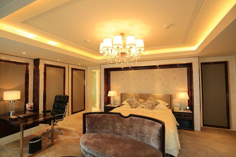 Hotel Ramada Yiyang Taojiang