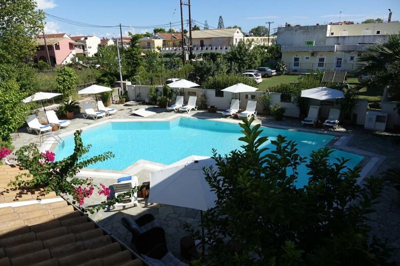 Aparthotel Toni's Guesthouse