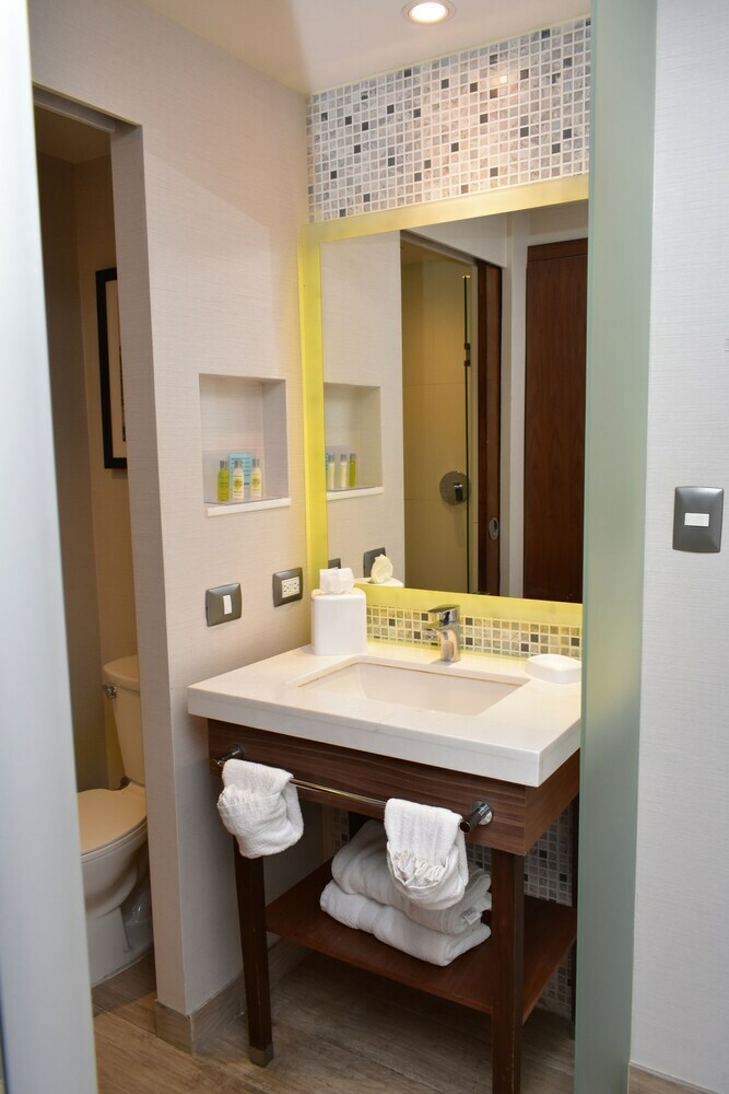 Hotel Hampton Inn By Hilton Hermosillo, Mexico
