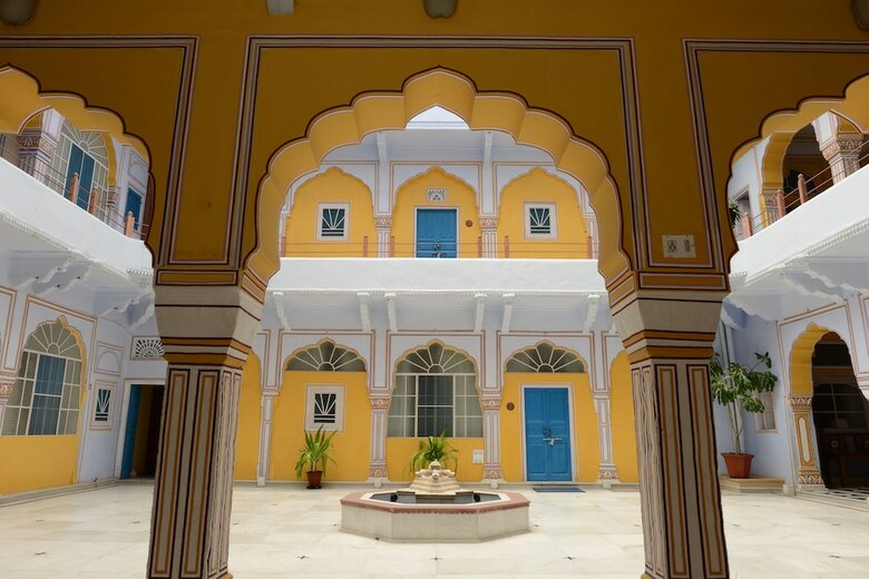 Hotel Diggi Palace