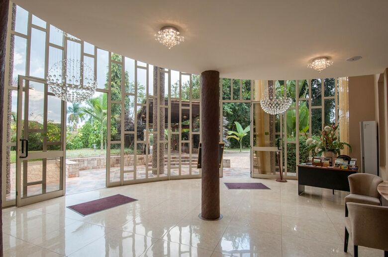 Lake Heights Hotel Entebbe