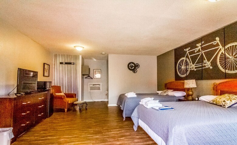 Hotel Buffalo Lodge Bicycle Resort