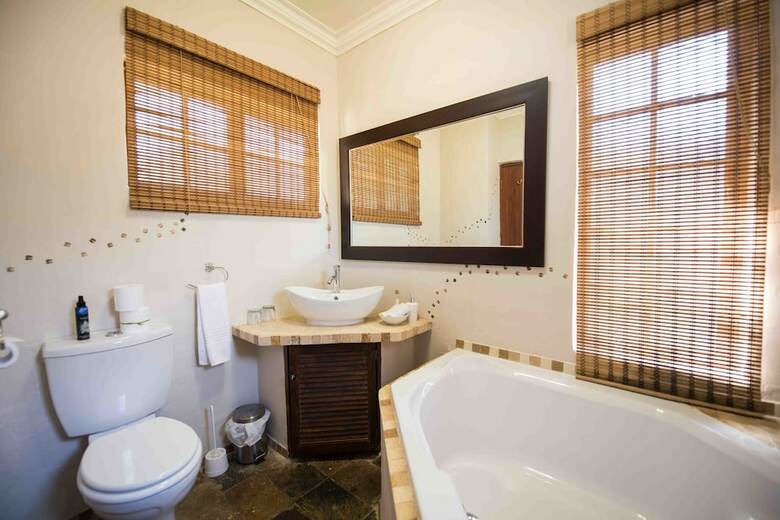 Posada Mziki Safari Lodge