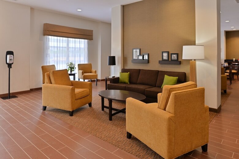 Hotel Sleep Inn & Suites