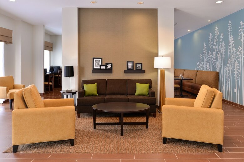 Hotel Sleep Inn & Suites