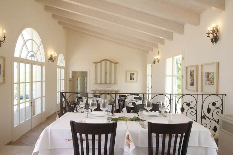 Posada Borgo Cond� Wine Resort