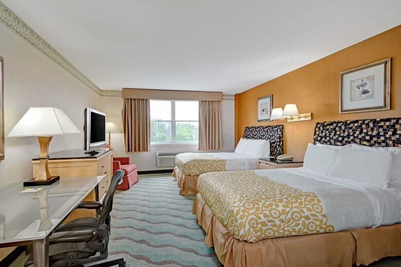 Days Hotel & Conference Center By Wyndham Methuen Ma
