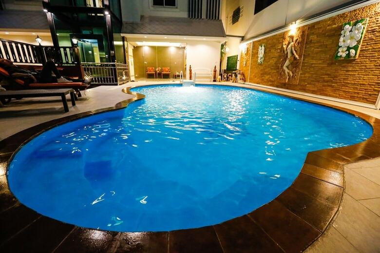 Hotel Hua Hin White Villa