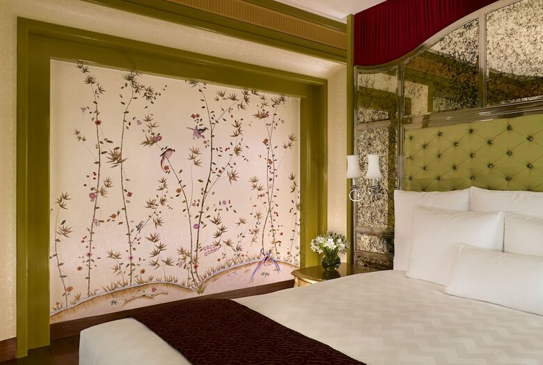 Hotel The Reverie Saigon